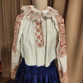 Kroj Piešťany - rukavce