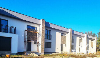 Na predaj rodinný dom v radovej zástavbe v Nových Zámkoch