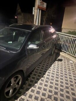 Avensis t25