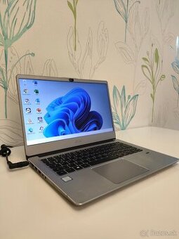 Acer swift sf314-54 i5 8Gen/4 Ram/ 500 Gb HDD