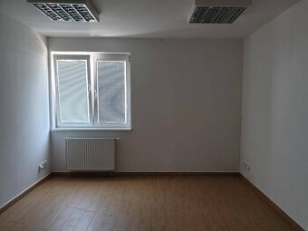Hľadáme na prenájom kancelárske priestory od 150m2 do 400m2