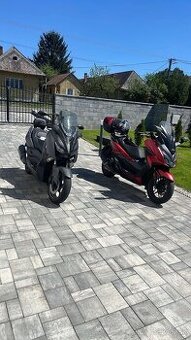 Yamaha x Max 300 2018