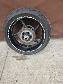 Predám zadné koleso na Yamaha R1
