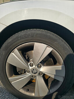 Hankook Winter I Cept Evo 2 215/55 R17
