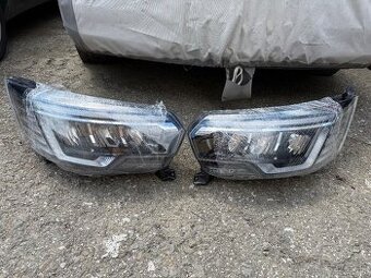 Svetlá Renault Trafic od 2021 LED, 260102899R, 260601790R