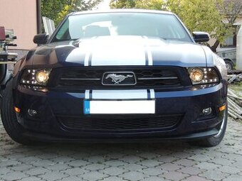 Ford mustang 2011 V6 predné LED svetlomety a kryty na svetlá
