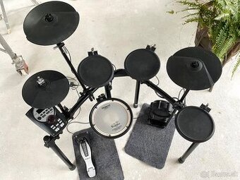 Roland TD 11