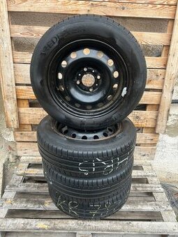 Vredestein 175/65/14”