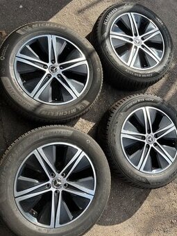 Zimna sada Mercedes Gle R18