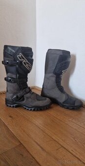 Motorkárske čižmy TCX, veľkosť 40