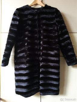 MLE Collection čierny kožuch umelý XS