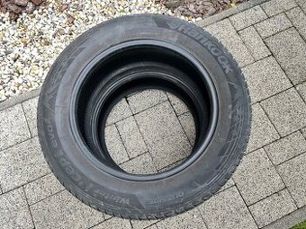 Zimné pneu 225/60 R17 Hankook Winter Icept evo2 - 2kusy