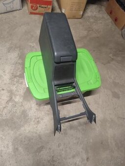 laktova opierka mercedes w202