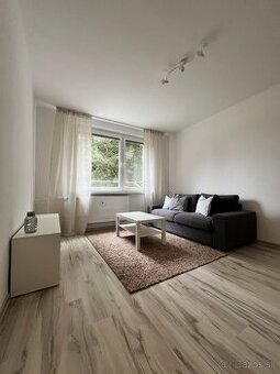 PRENÁJOM 1-izbový byt Piešťany - Teplická