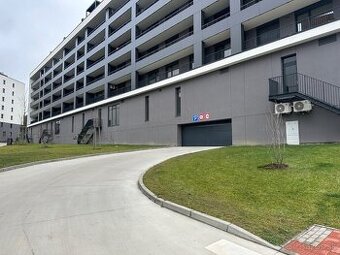 Garážové parkovacie miesto v novostavbe Byty Popradská