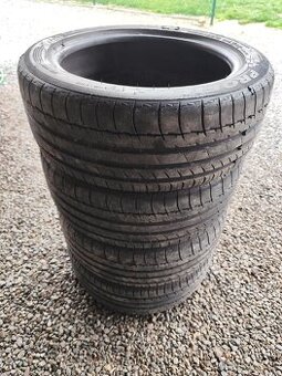 Predám letné pneumatiky 225/45 R17
