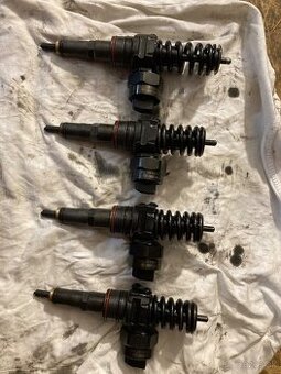Predám vstrekovacie trysky 1.9 TDI PD 85kw