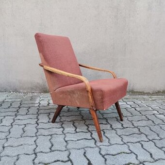 Retro kreslo Interier Praha Smidek