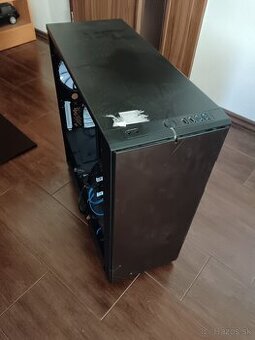 Serverová pc skriňa s doskou a i7 procesorom