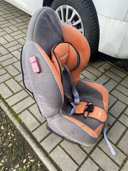 Auto sedacka.  20€