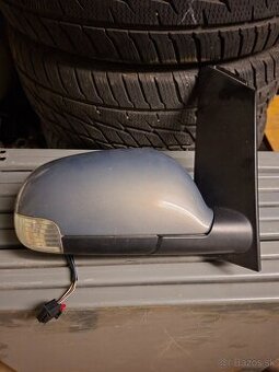 Volkswagen Touran 2003 prave spatne zrkadlo