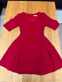 Dámske šaty Chilia.