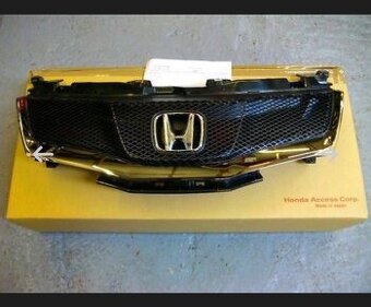 Kupim prednu masku Honda Civic 8g