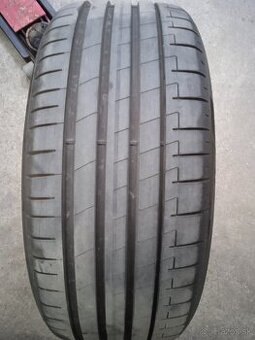 275/50 R20 NOVE PIRELLI 4KS