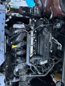 Motor Hyundai kia. Kód g4la rv 2017 33500km