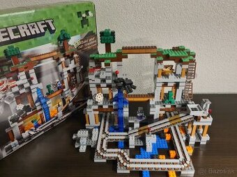 LEGO Minecraft - 21118 Baňa