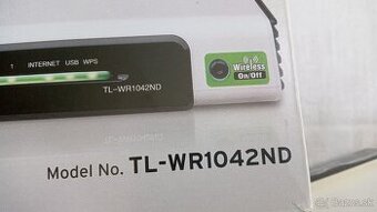 wifi router TP Link model TL-WR1042ND