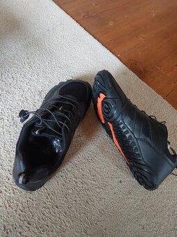 Nové barefoot