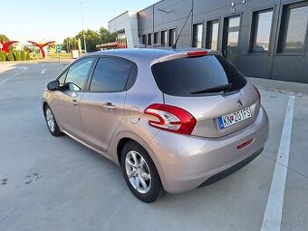 Peugeot 208 1.4 vti 70kw