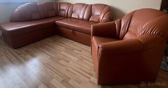 Kreslo a rozkladacia pohovka s úložným priestorom