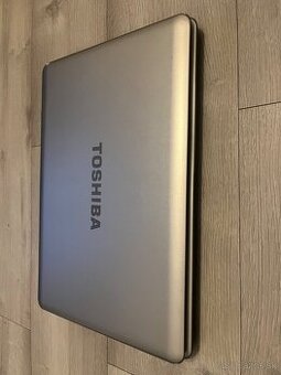Starší notebook