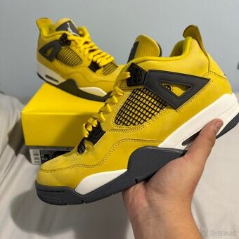 Predam tenisky Air Jordan 4 “Lightning”