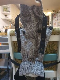 Ergonomický nosič Kokadi