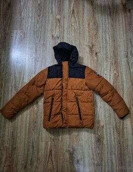 Chlapčenská zimná bunda veľkosť 158