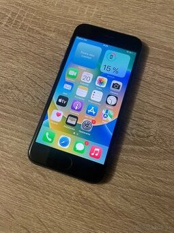 iPhone 8 / 128GB Black Pekný stav