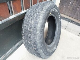 Pneu 245/70 r16