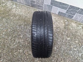 letné pneu 215/45 R17 Bridgestone 4ks, do 7,5mm