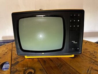 televízor TESLA Pluto (Made in Czechoslovakia)