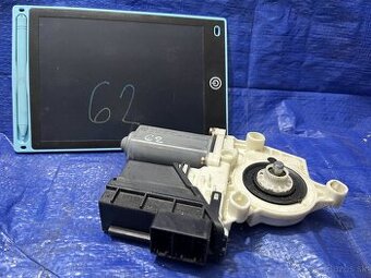 SKODA FABIA 1 PRAVY ZADNY MOTORCEK OKNA