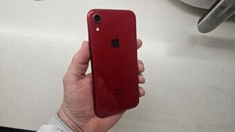Apple iPhone XR RED - opotrebovaný, funkčný