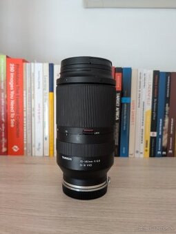 Tamron 70-180mm f/2.8 pre Sony E (1. generácia)