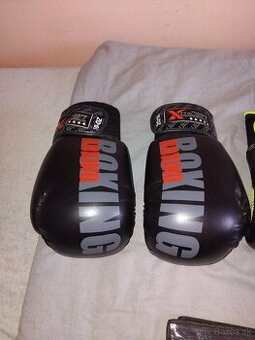 Box rukavice adidas nové ,Team x martial