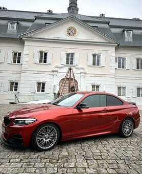 BMW M240i
