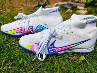 Turfy Nike Air Mercurial 44,5 EU