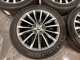 original alu letní škoda Karoq r18 Trinity