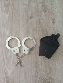 Putá s púzdrom